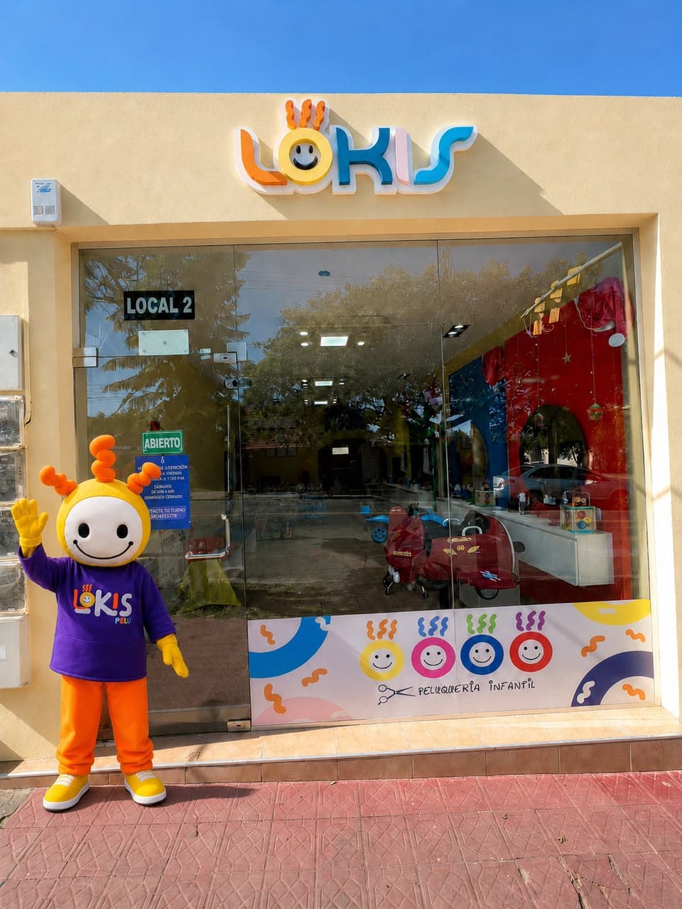 Fachada de la sucursal AV. ILLIA de Lokis Peluquería Infantil